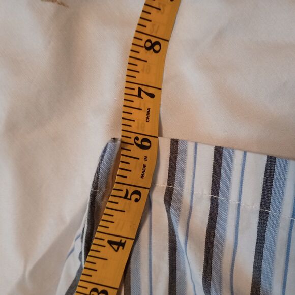 Lee Women's Striped Regular Fit Mid Rise Shorts. 18 Plussize Comfy Stretch - Picture 7 of 7